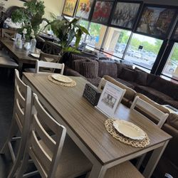 7 Pc Dining Table On Sale 