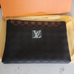 Louis Vuitton Pouch
