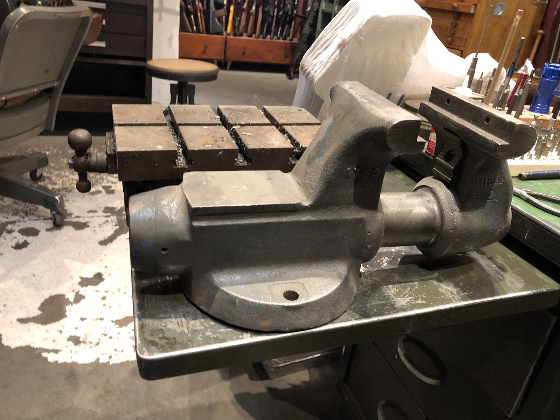 Wilton tradesman bench vise 1750 111052 s 2 project, industrial retro