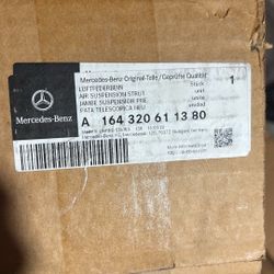 Mercedes-Benz Genuine Parts 
