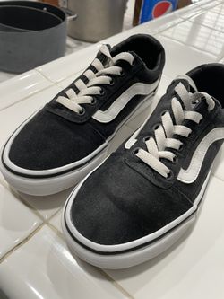 Girls Vans 