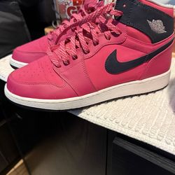 Nike air Jordan’s 10.5 women 9 men’s