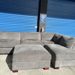 Sectional Couch 