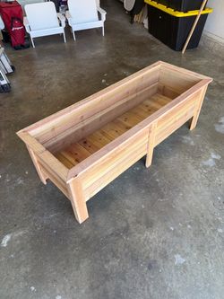 Planter box
