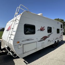 2006 Keystone NRG 230FS Toy Hauler