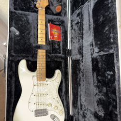 Fender Strat