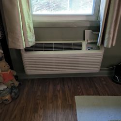 Wall Air Conditioner 