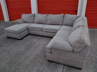 Sectional Couch (delivery available)