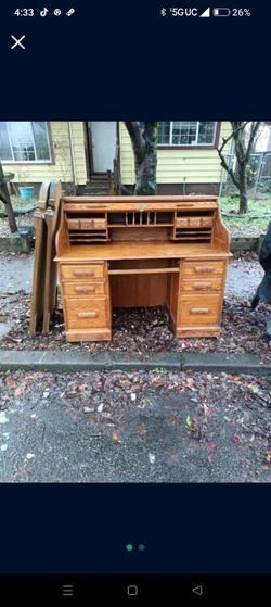 Oak Desk With Drawers 