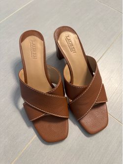 Women’s sandals (size 6.5)