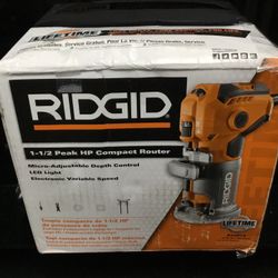 RIDGID R24012 1-1/2 PEAK HP COMPACT ROUTER