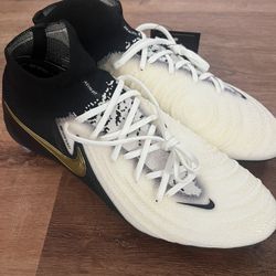 Lot Of 4 Pairs Of Nike Phantom Soccer Cleats