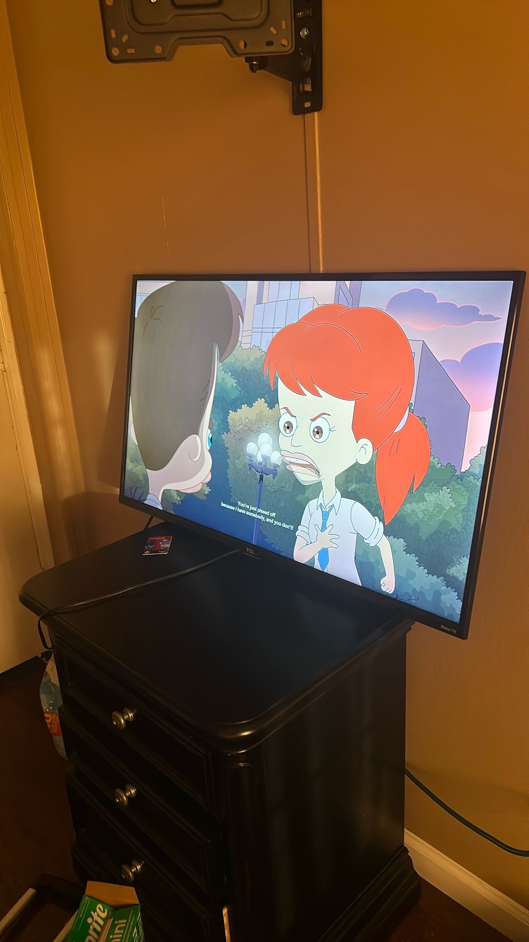 43” TLE Roku Tv