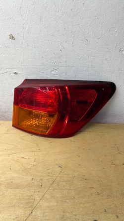 2006 2007 2008 Lexus is 250 is 350 passenger side taillight
