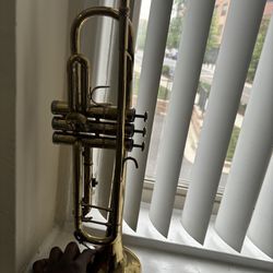 Trumpet With 3c Mouthpiece 