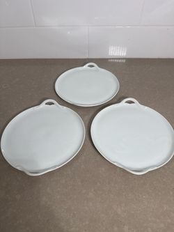 Set of 3 White Ceramic Plates with Handle