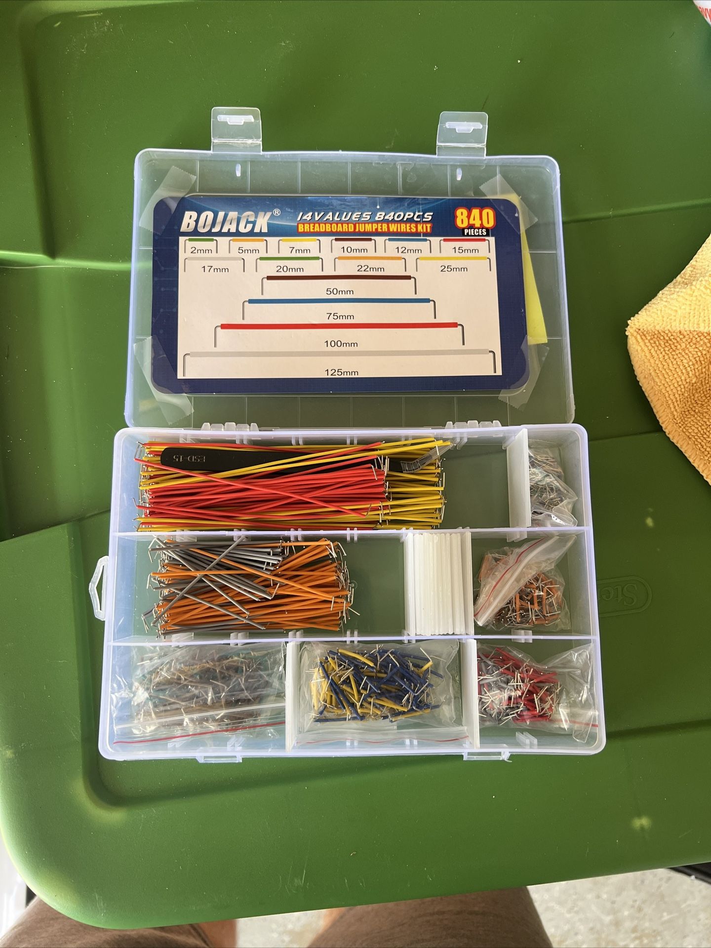 Bojack 14 Vaules 840 Pcs 2-125mm Solderless Flexible Breadboard Connecting Line Cables Breadboard Jumper Wires Kit