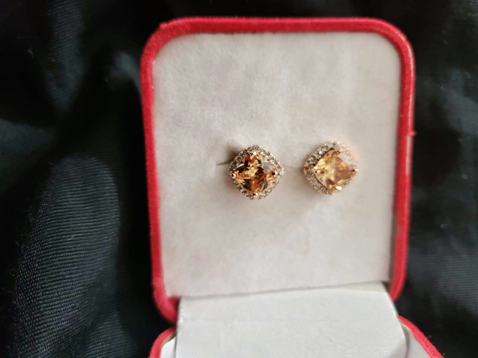 Junxin junxin Elegant 18 k rose gold princess cut champagne topaz diamond CZ stud earrings square ear stud wedding jewelry for women