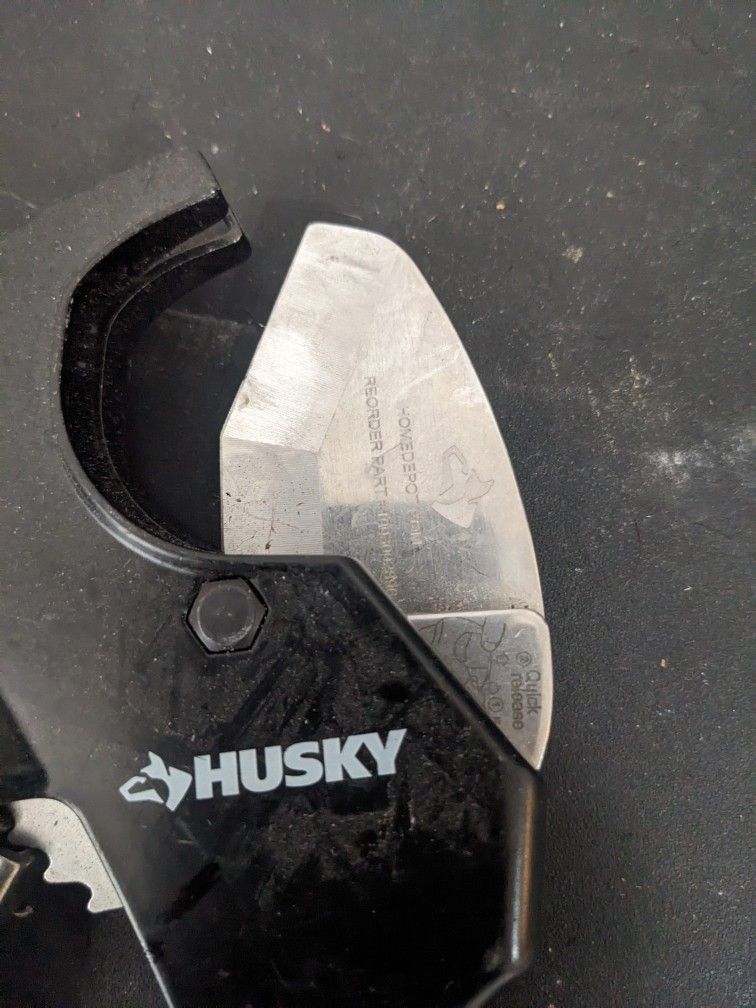 Husky 2 in. Ratcheting PVC Cutter