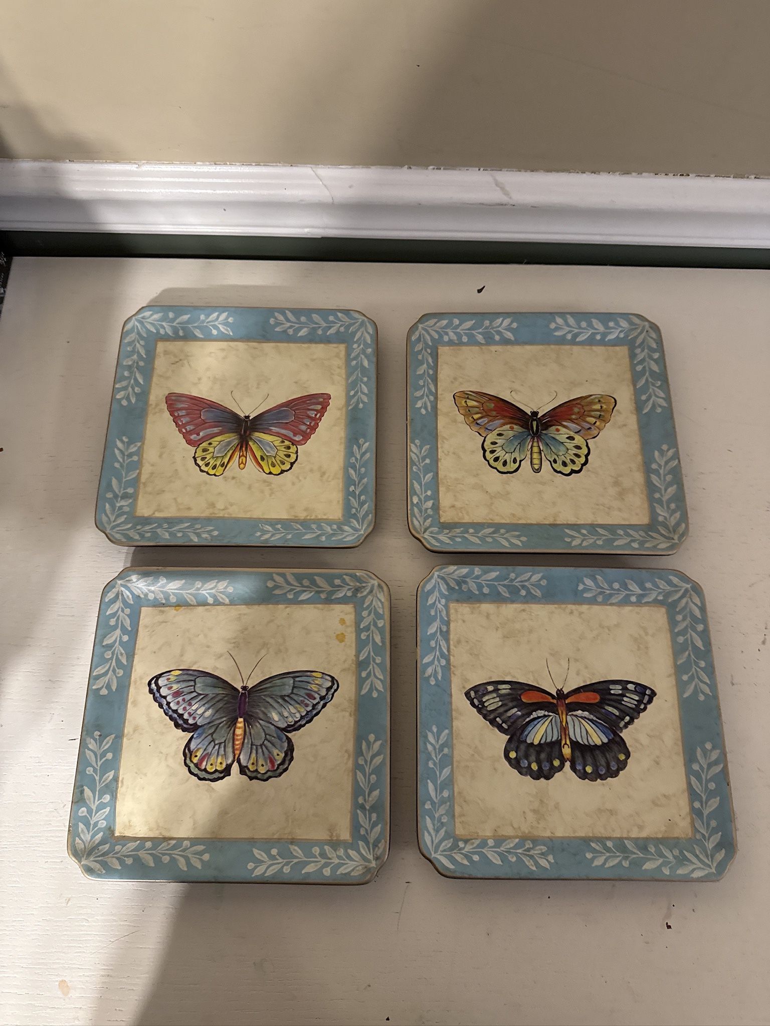 Ceramic Decorative Plates 