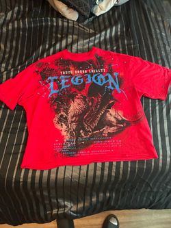 Graphic tee