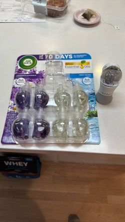 Air Wick  With 8 Refills