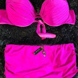 https://offerup.com/redirect/?o=QS5jaA==é 2 Piece Bikini