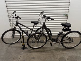 Matching Pair of 2016 Specialized Expedition Sport Bikes + JoeBlow Max bike pump