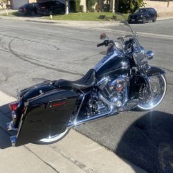 09 Harley Davidson Road king