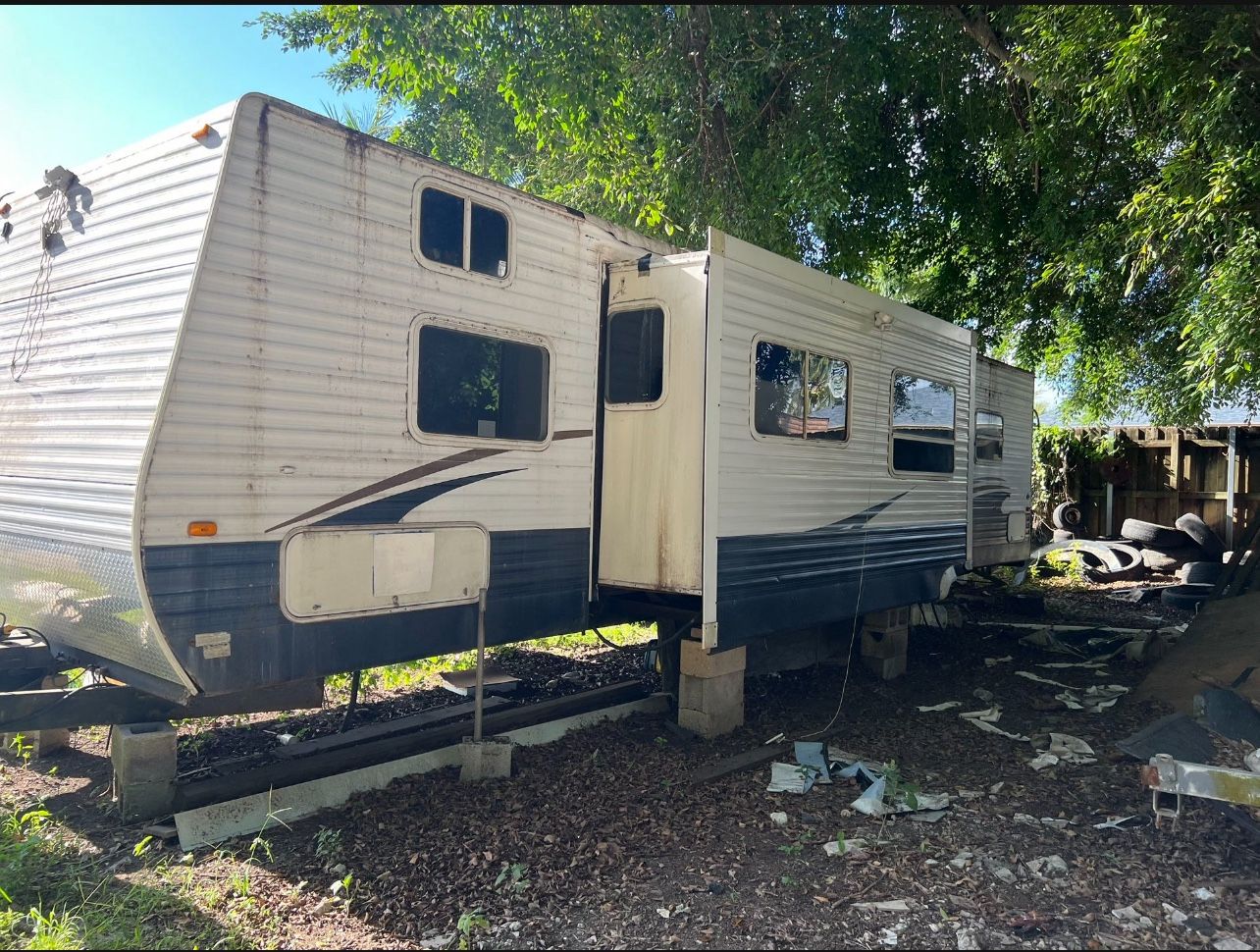 Rv Trailer