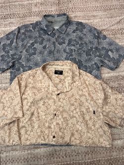 Men’s Hawaiian shirts