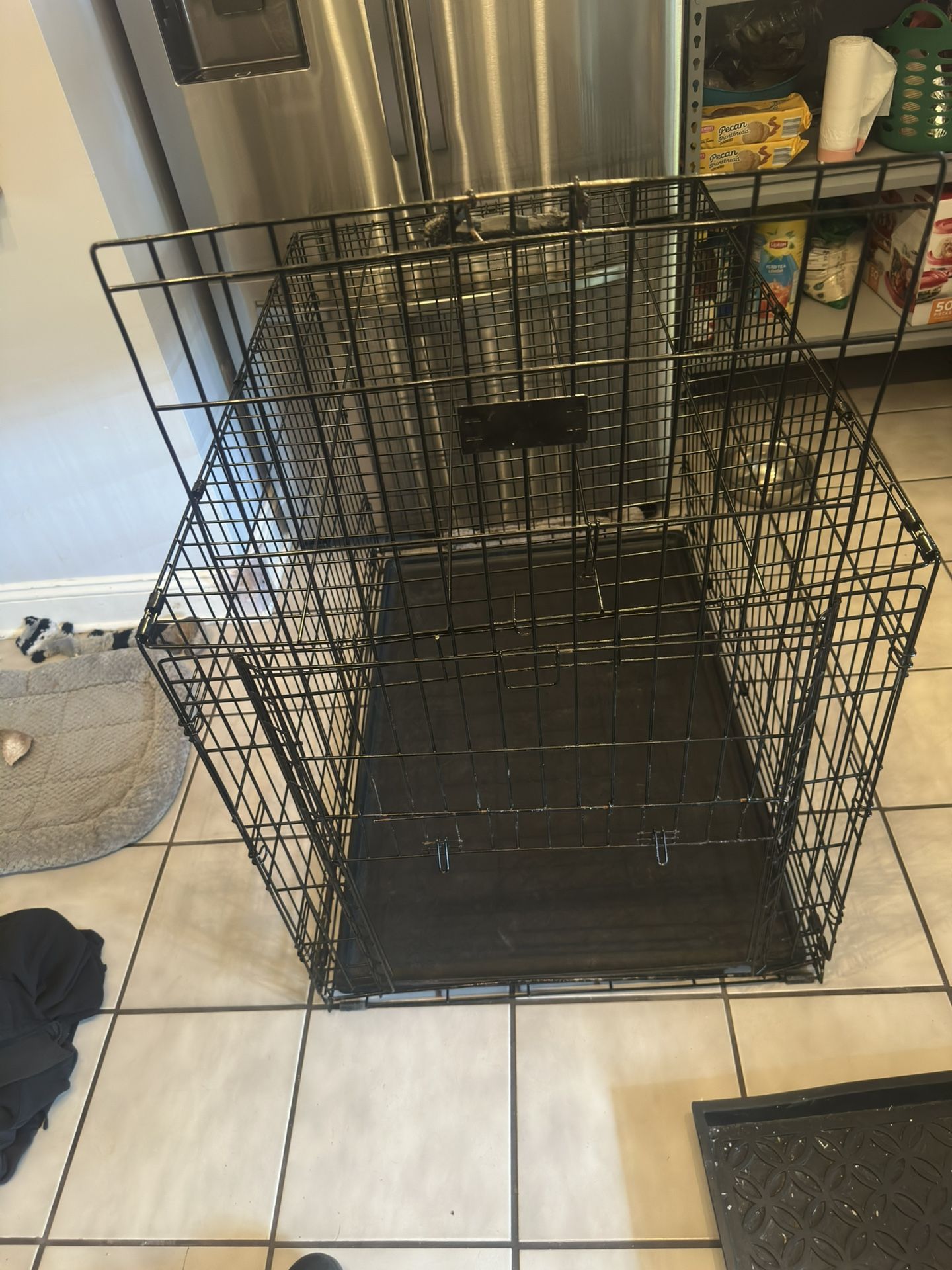 Midway Ovation Single Door Dog Crate 42inch Tucker