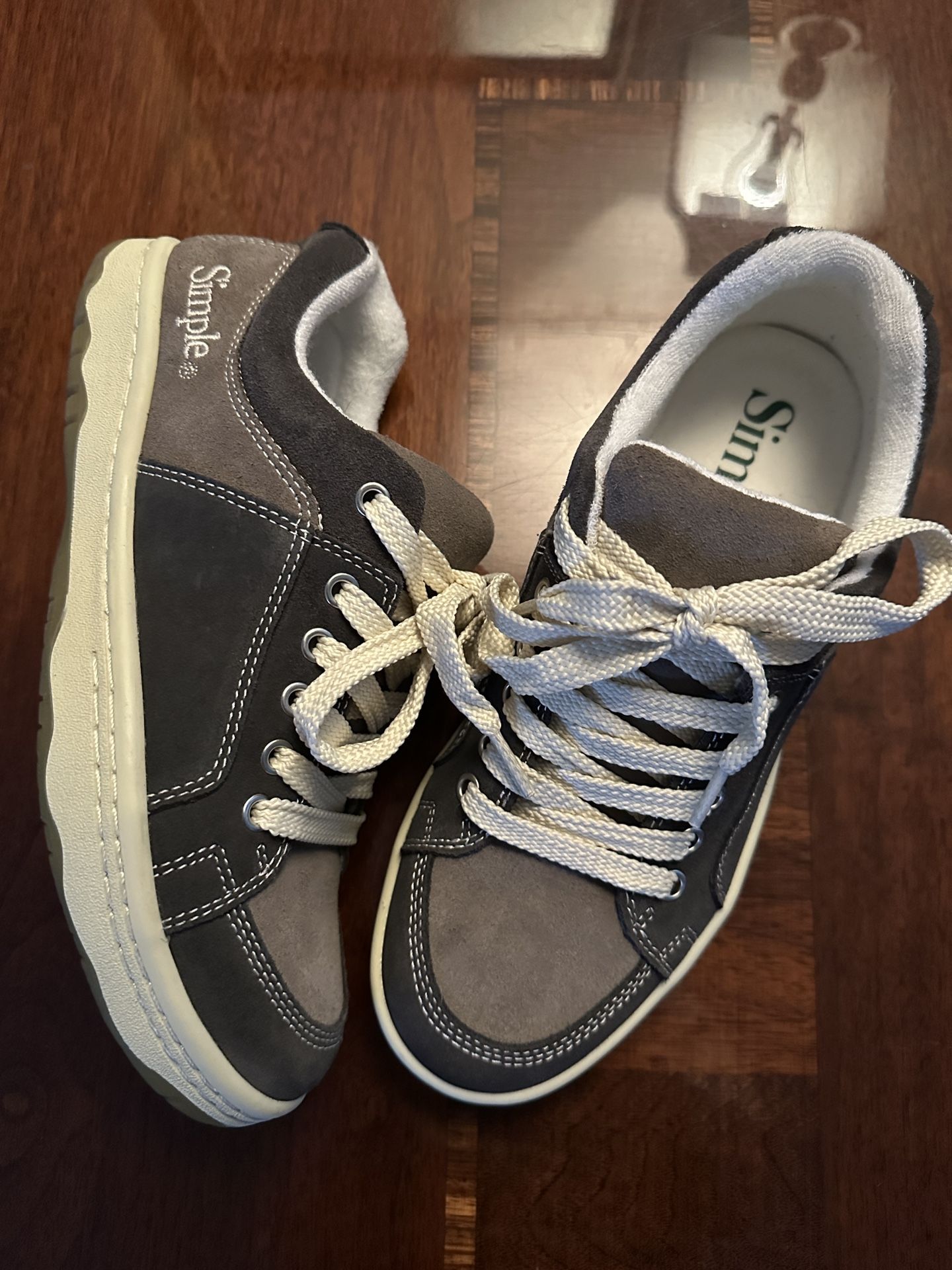 Simple Shoes