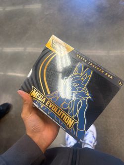 Mega evolutions ETB