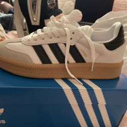 Adidas Sambas XLG J Size 6.5y