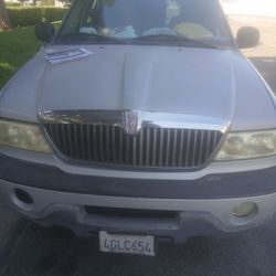 1999 Lincoln Navigator