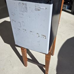Mini Refrigerator 