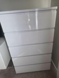 Dresser 5 drawers white