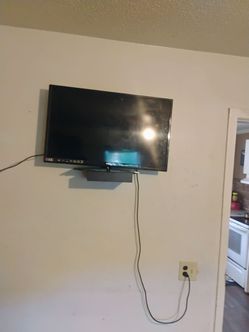 32-in TV DVD combo