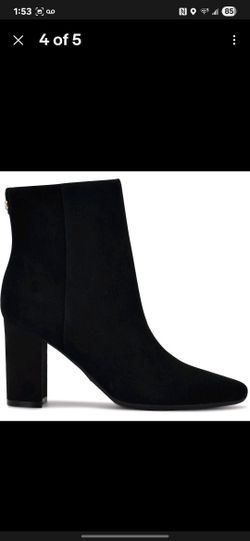 Woman's Nine West Black S uede Boots Dery Size 9M