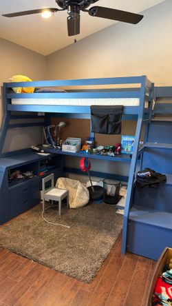 Bed desk