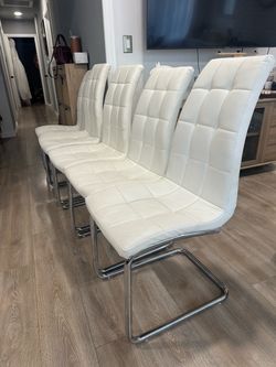 Dining chairs FREE