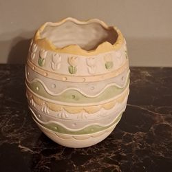 Vintage Easter Egg Planter