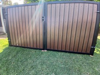 Rv gate