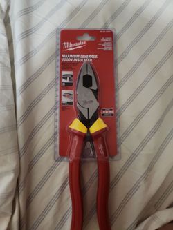 Milwaukee pliers