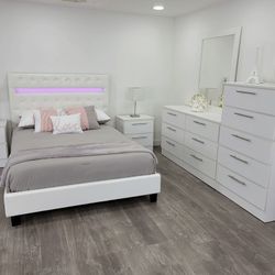 Bedroom Set - Juego De Cuarto 