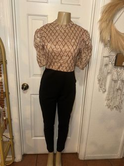 Women’s jumpsuit size large