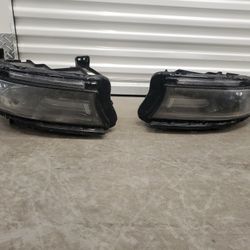 2015 Dodge Charger HeadLight With Bulb