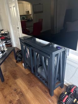 Navy blue bar set with 2 stools