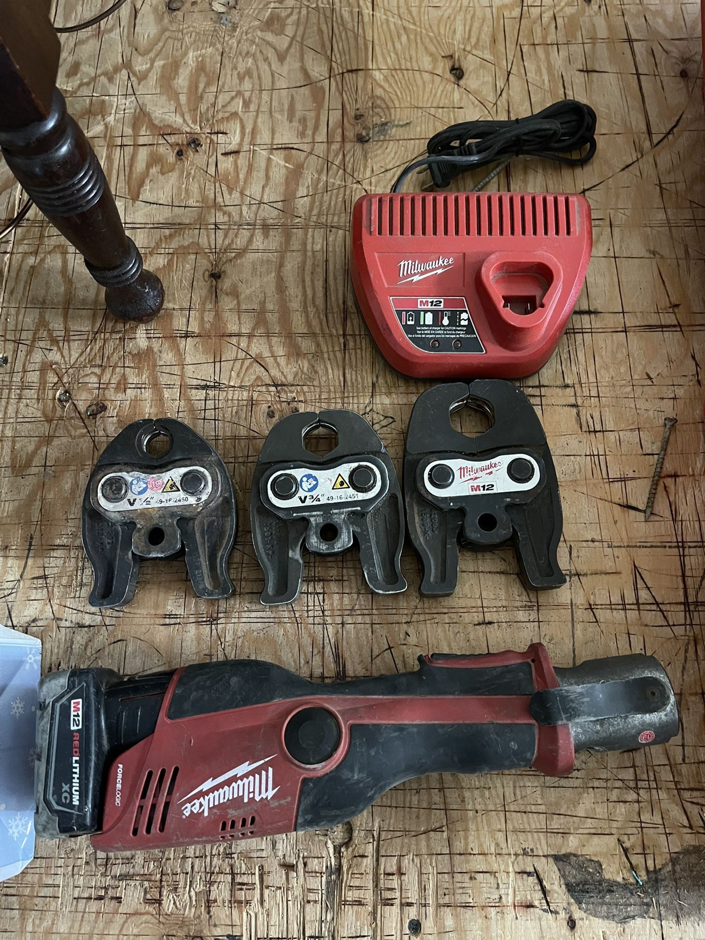 Milwaukee M12 Pro Press